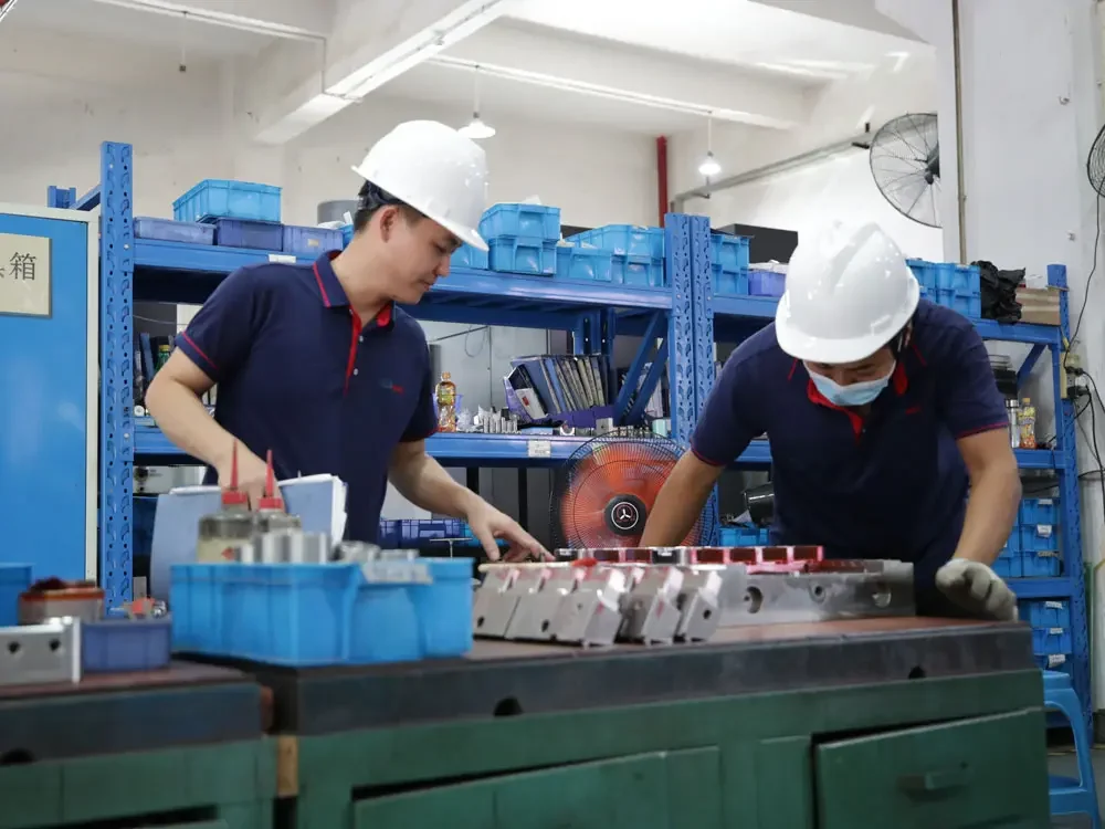 Assembly-Precision-Fitting